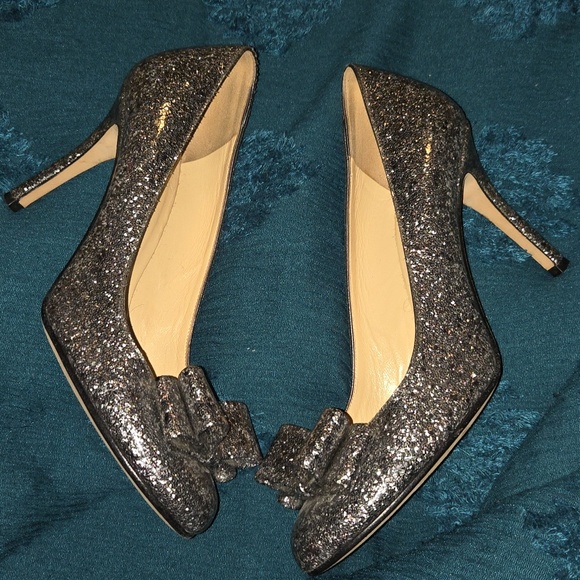 Kate Spade Glitter Bow Round-Toe Pumps in Silver - Picture 5 of 8